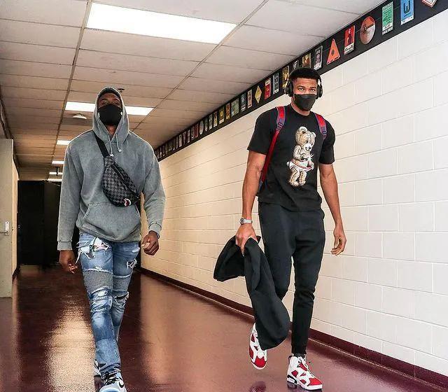 就不是偶然 就不是偶然